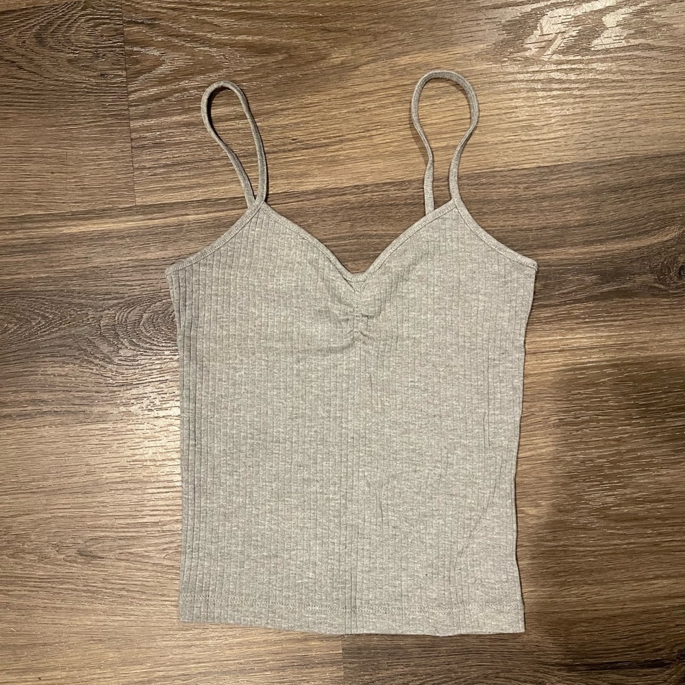 Gray tank top